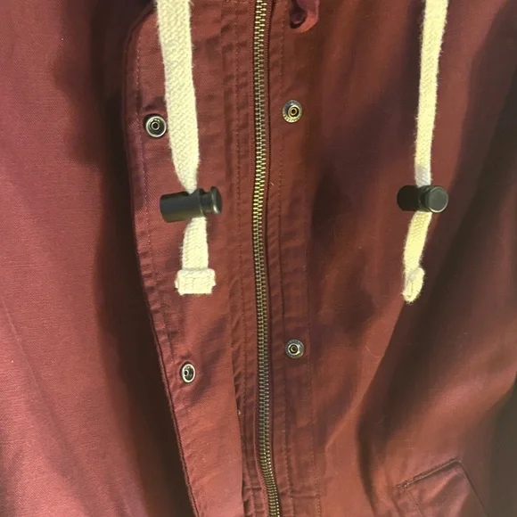 The North Face Burgundy Shipler jacket - Picture 4 of 10